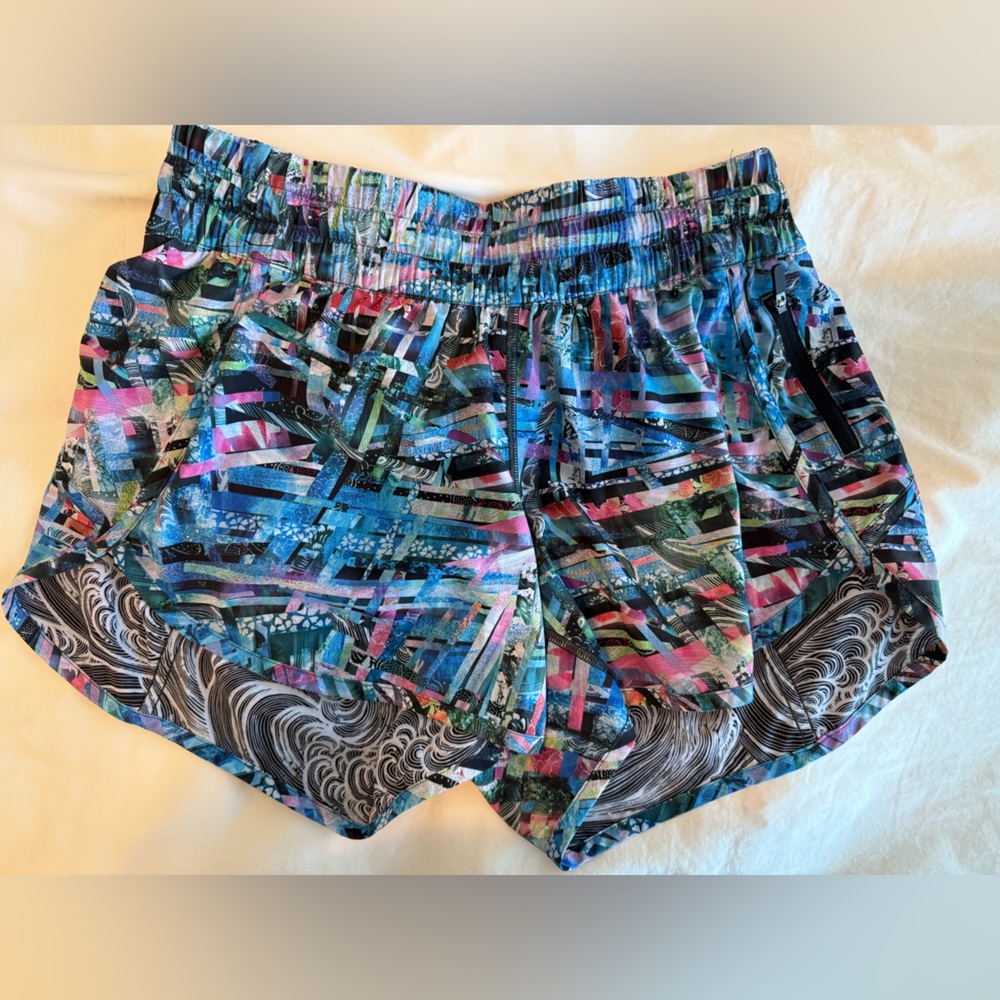 Lululemon SEAWHEEZE Tracker Short V, 4", Lined Shorts, 10